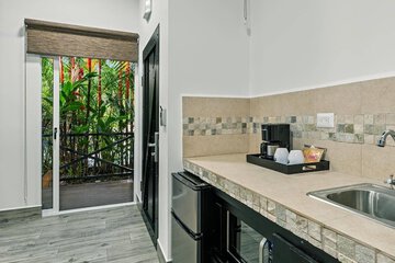 Private kitchenette
