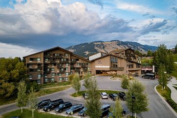 Snow King Resort Hotel & Luxury Residences