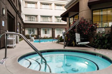 Holiday Inn Express Hotel & Suites San Jose - International Airport 6