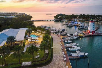 Faro Blanco Resort & Yacht Club Marathon Curio by Hilton