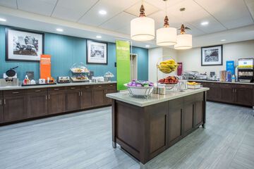 Breakfast/Coffee Service 32 of 35