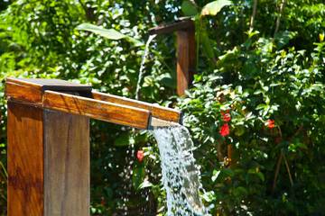 Pool waterfall