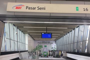 Train station shuttle
