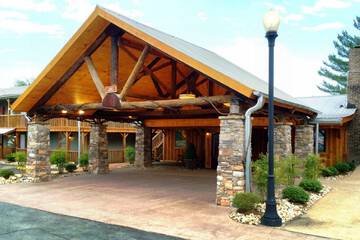 The Smokehouse Lodge and Cabins