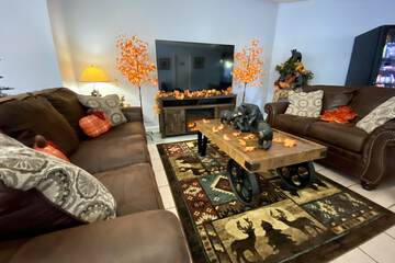 Hotel Interior 7 of 43