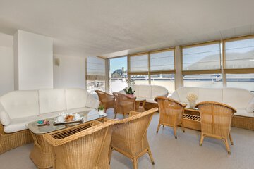 Sundeck