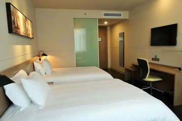 guest_rooms