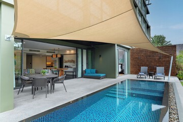 Private pool