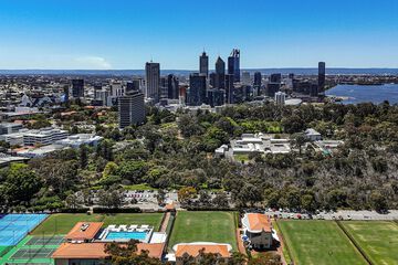 Children's play area - outdoor