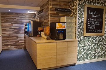 Coffee shop