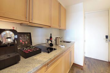Private kitchenette