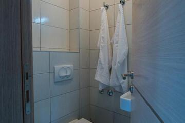 Photo 56