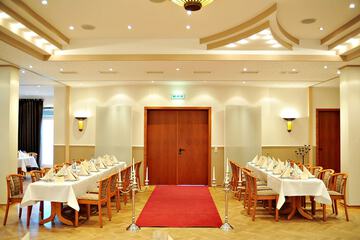 Indoor wedding
