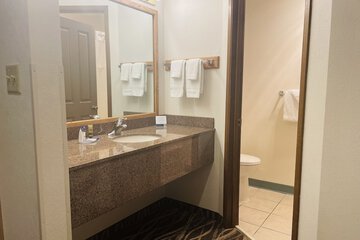Room 21 of 35