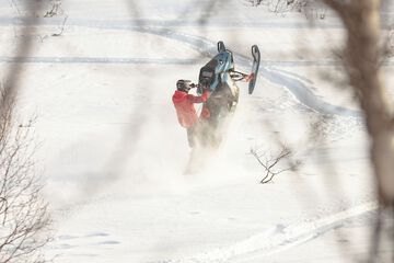 Snow and ski sports