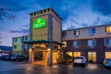 Hotel 2 of 42