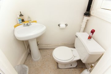 Hotel Interior 7 of 27