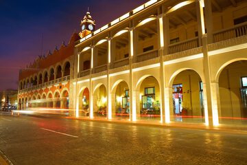 Shopping mall