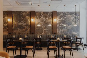 Food court