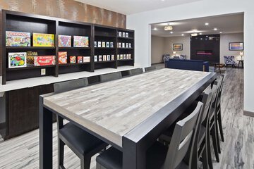 Hotel Interior 9 of 25