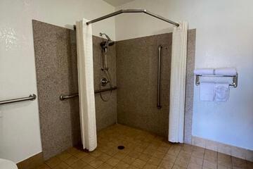 Photo 32