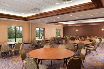 Ballroom/Hall 41 of 49