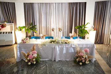 Indoor wedding