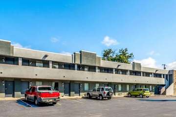 Portage Inn