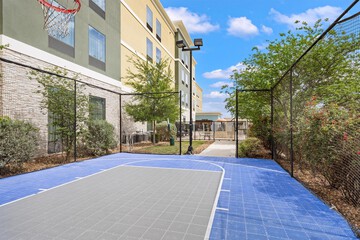 Sport court