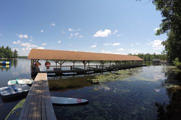 Dock