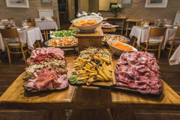 Breakfast buffet