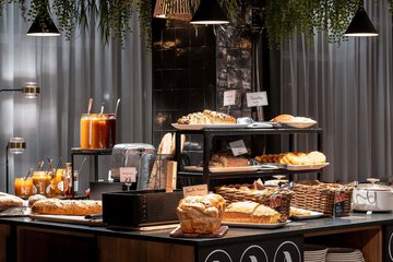 Breakfast area