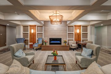 Hotel Interior 4 of 38