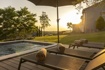Private pool