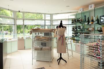 Gift shop