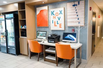 Business Center 61 of 61