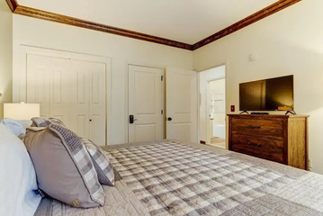 guest_rooms