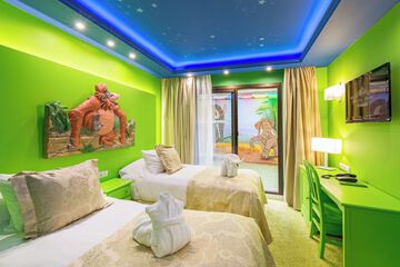 Children's theme room