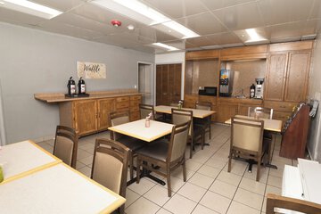 Breakfast area