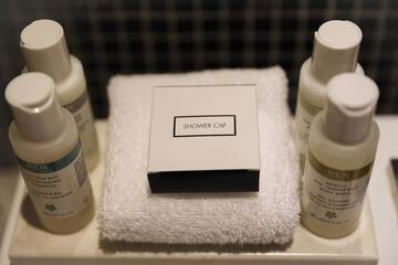 Bathroom amenities