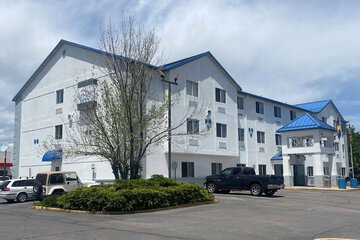 Baymont by Wyndham Loveland / Fort Collins Area