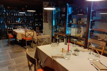 Tasting room