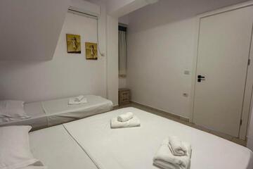 Photo 50
