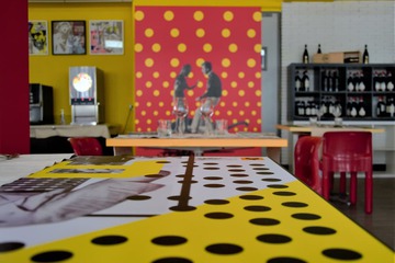 Coffee shop