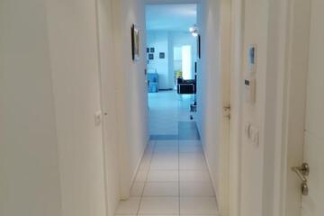 Photo 51