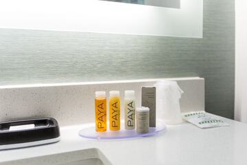 Bathroom amenities