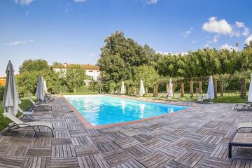 Sundeck