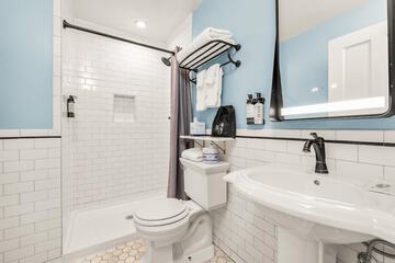 Bathroom shower