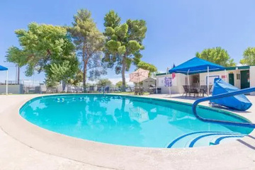 pool