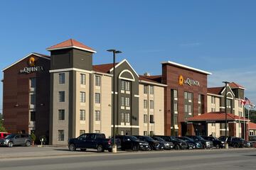 La Quinta Inn & Suites Summersville / New River National Park